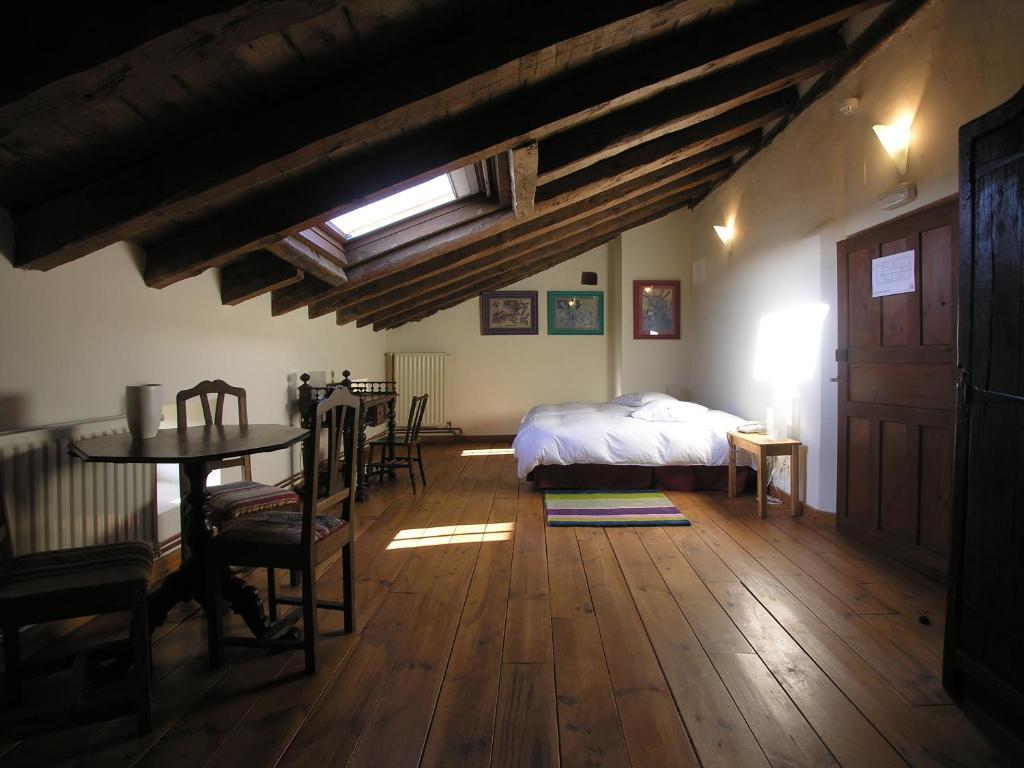 La Posada Del Pintor Tardajos Kamer foto